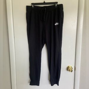 Nike joggers